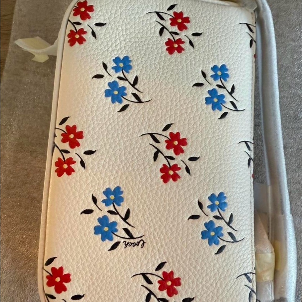 Coach White Floral Crossbody Clutch with Red & Blue Flowers NWOT - Picture 2 of 8
